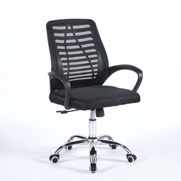 Chaise de bureau noire avec base chromée NewBisk
